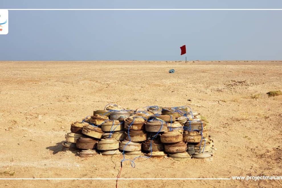 مسام يتلف 955 لغماً وقذيفة في باب المندب