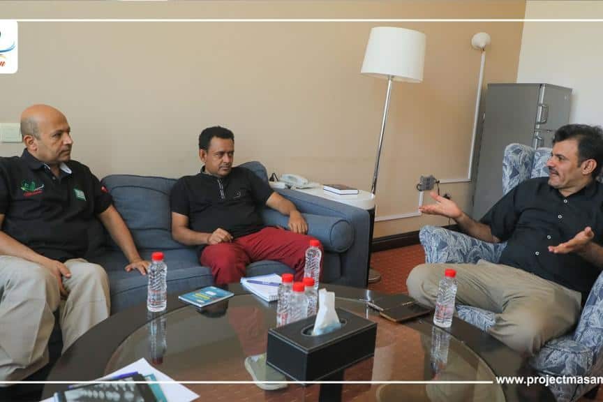 الدوسري برفقة الحذيفي والقب