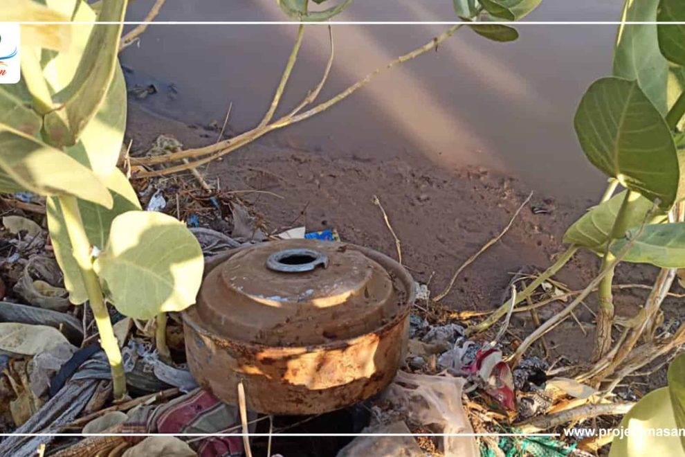 إصابة مدني بانفجار لغم حوثي جرفته السيول في حريب