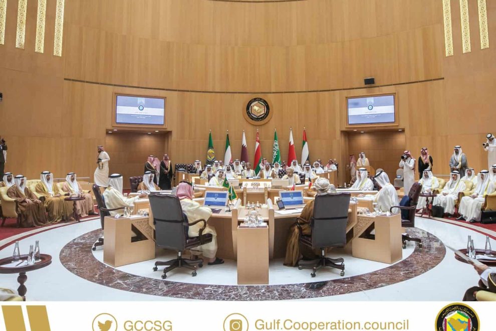 إشادة خليجية بجهود مشروع "مسام" الإنسانية