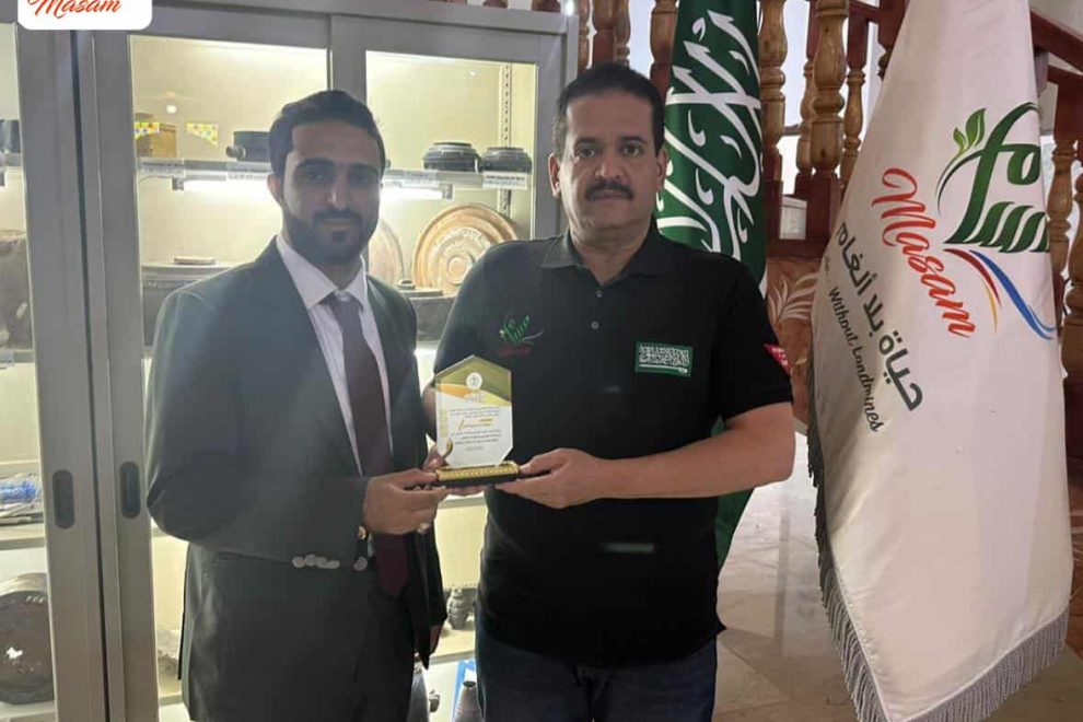 كريم مشروع مسام اليوم بدرع الوفاء من دفعة سفراء القانون كلية الشريعة والقانون - جامعة اقليم سبأ- مأرب .