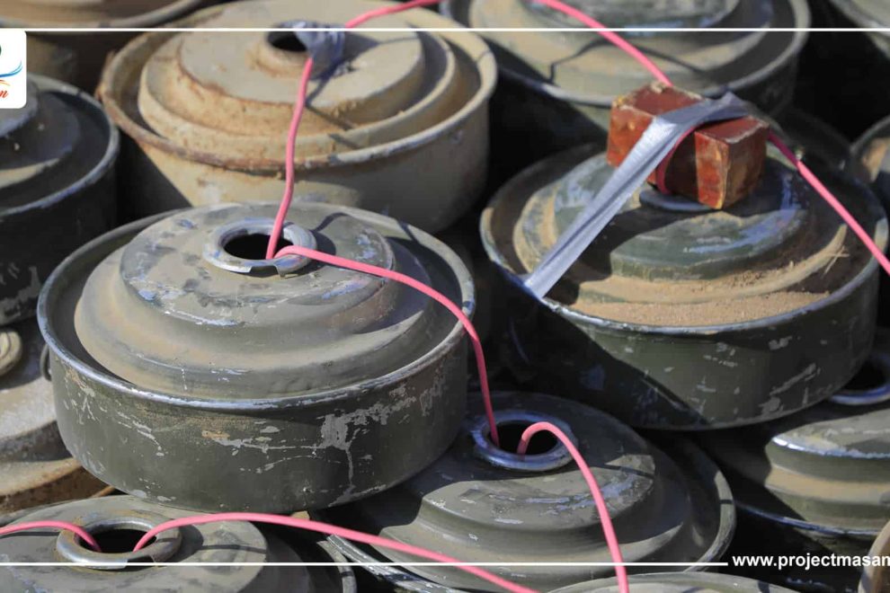 نفذ مشروع مسام لتطهير الأراضي اليمنية من الألغام عملية إتلاف وتفجير لـ289 لغم وعبوة ناسفة وقذيفة غير منفجرة في وادي ذهبا بمديرية عين بمحافظة شبوة.