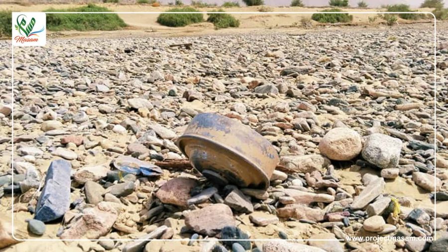 عبوة ناسفة جرفتها السيول في مديرية بيحان بشبوة تصيب مدنيين أحدهما طفل عبوة ناسفة جرفتها السيول في مديرية بيحان بشبوة تصيب مدنيين أحدهما طفل