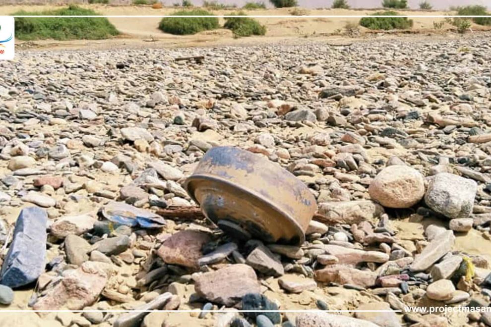 عبوة ناسفة جرفتها السيول في مديرية بيحان بشبوة تصيب مدنيين أحدهما طفل