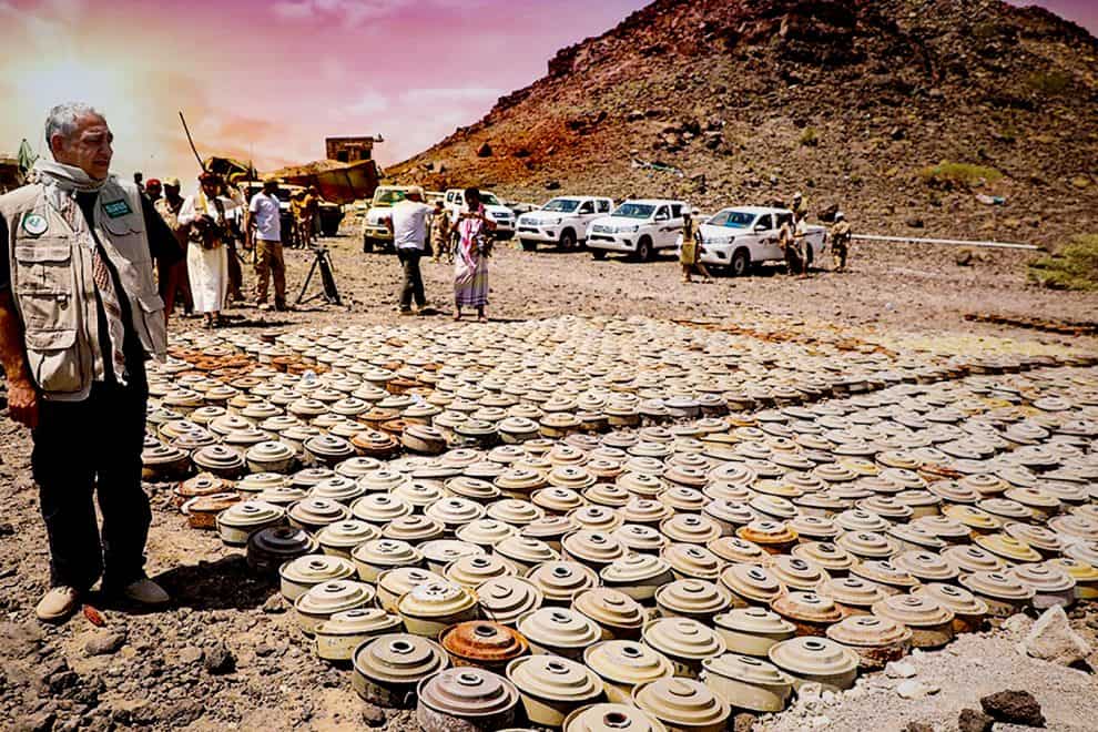 القصيبي يستعرض مجموعة من الألغام التي نجحت الفرق في نزعها