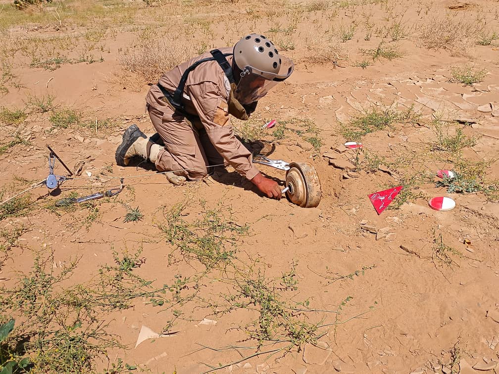 بلاغ يقود فريق “مسام” لاكتشاف حقل ألغام في ميدي
