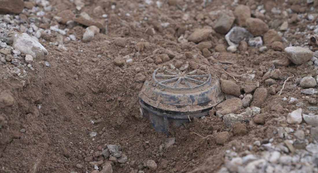 لغم مضاد للأفراد تم الكشف عنه من قبل الفريق 18 مسام