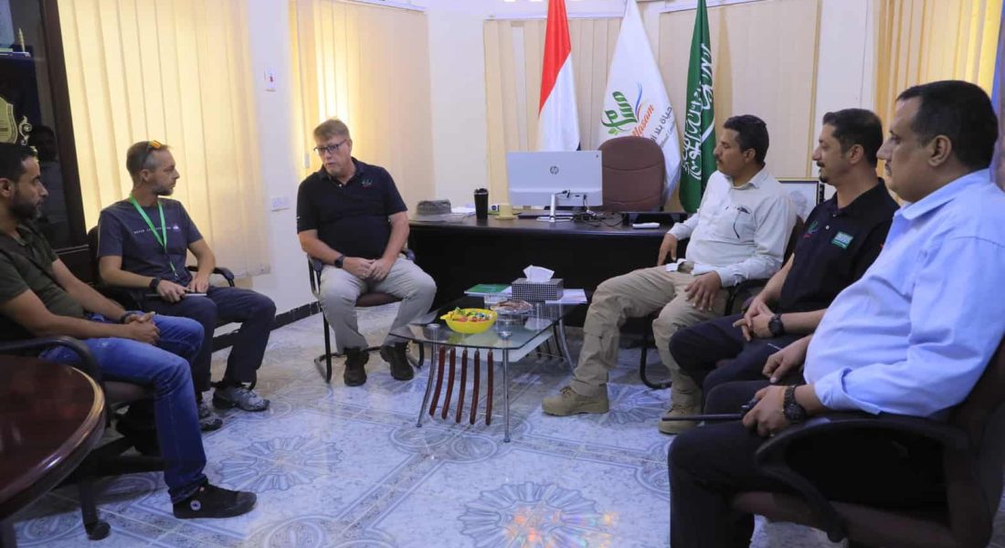 منظمة NPA النرويجية تبحث مع مسام ويماك سبل التعاون في مكافحة الألغام باليمن